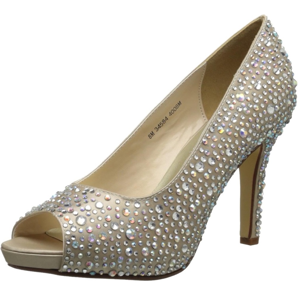Bridal champagne satin and rhinestone stilettos
Size 7.5 with 3.5 inch heel